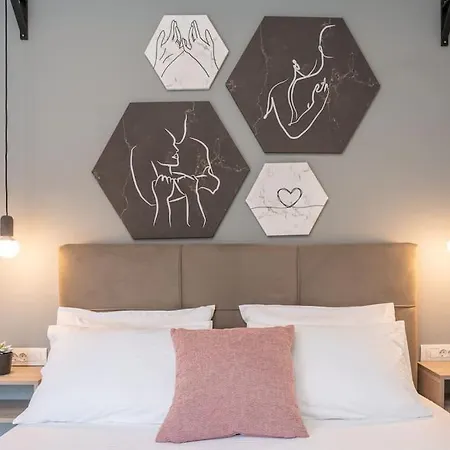 Eleni's House Apartament *