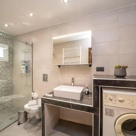 Eleni's House Apartament *