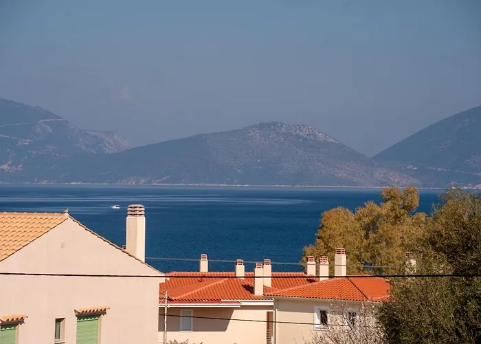 Διαμέρισμα Eleni's House Καραβόμυλος
